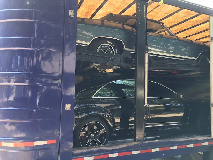 Enclosed car shipping services
